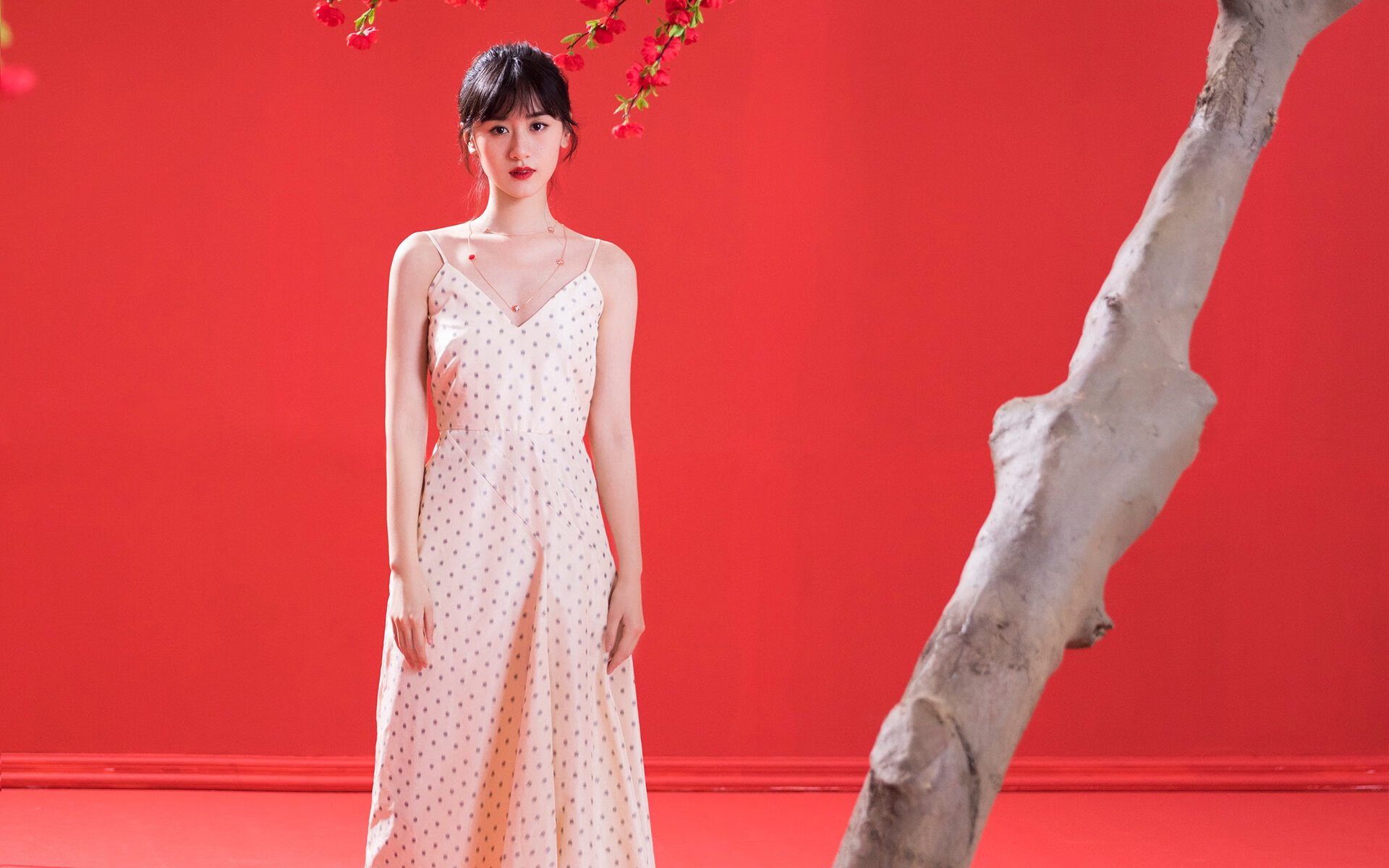 拜仁利用中场断球快速反击打穿博卡，拜仁顶级中场