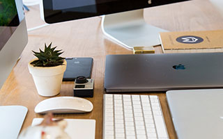 曼联后防线三人缺阵调整成关键，曼联后卫线